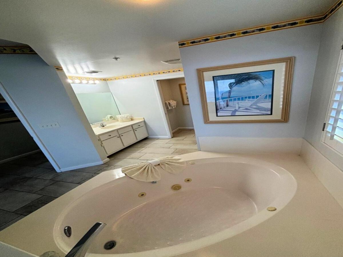 Direct Oceanfront 2 Bedroom Ocean Walk 3 Balconies 1601 Appartement *