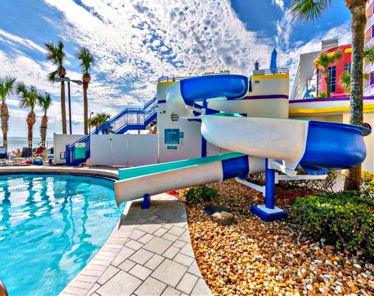 Direct Oceanfront 2 Bedroom Ocean Walk 3 Balconies 1601 Daytona Beach
